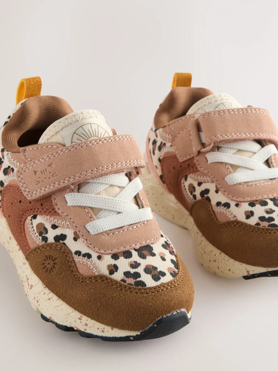 Sneakers*Next - Sneakers met elastische veters en klittenbandsluiting Neutraal met dieren