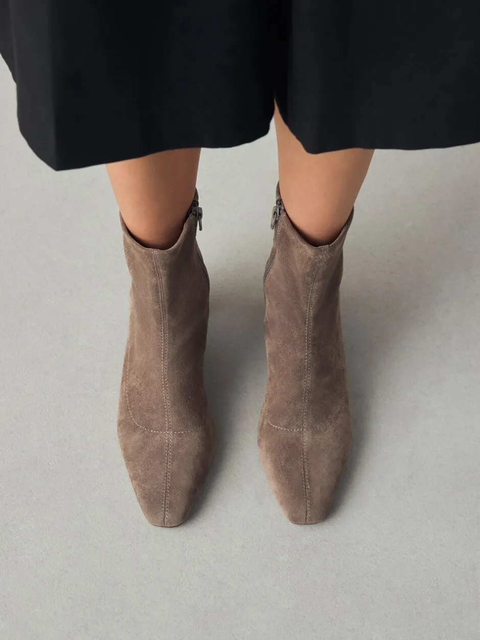 Ruimvallend En Extraruimvallend|Boots*Next - Chisel Toe Block Heel Sock Boots Neutraal taupe