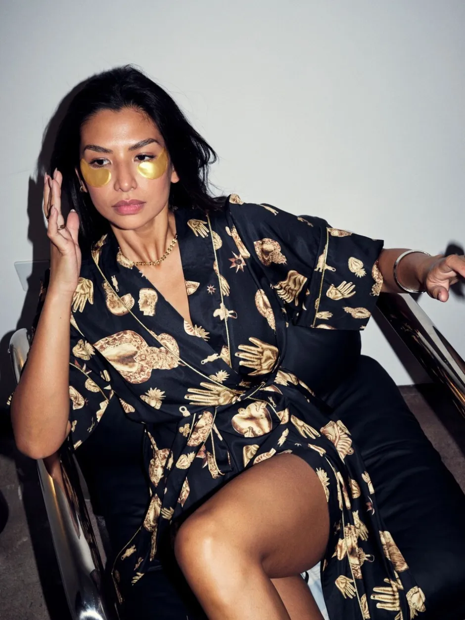 Badjassen|Alle Nacht- En Loungekleding|Never Fully Dressed Charm Satin Robe