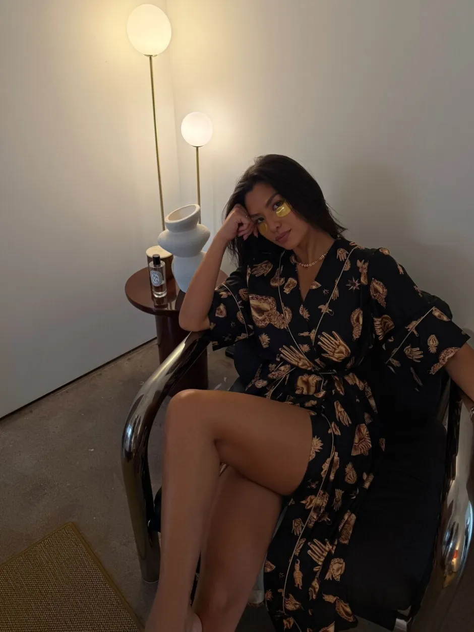 Badjassen|Alle Nacht- En Loungekleding|Never Fully Dressed Charm Satin Robe