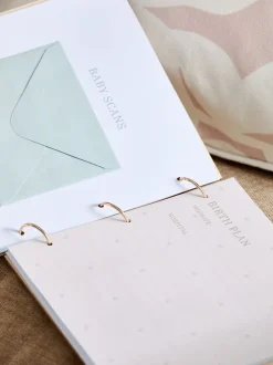 Thuiskantoor|Next New Baby Cloud houten babyboek