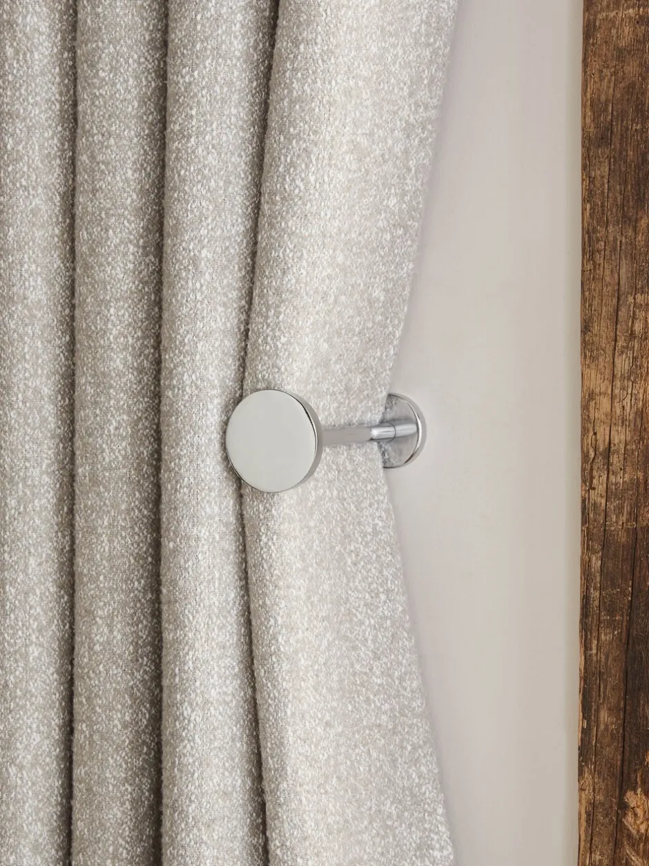 Gordijnroedes En -Accessoires|Next - Set van 2 gordijnhouders met studs Chroom