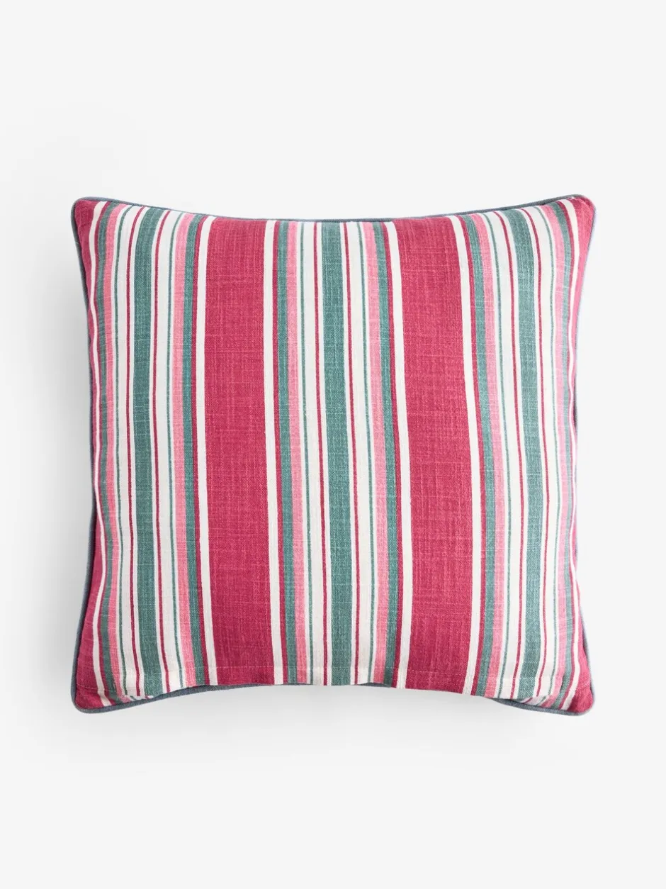 Kussentjes En Plaids|Kussentjes En Plaids*Nina Campbell Primrose Hill geborduurd kussen