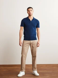 Broeken En Chino's*Next Pastelgeel - Straight fit - Stretchy chino