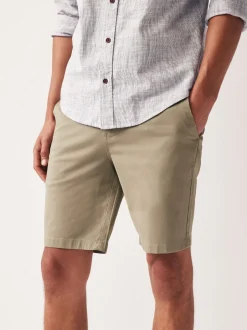 Shorts*Next - Strakke Pasvorm - Chinoshort met stretch Pastelgeel