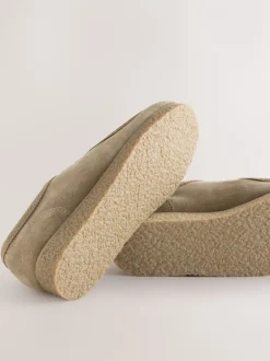Schoenen|Next - Suède schortschoenen Pastelgeel