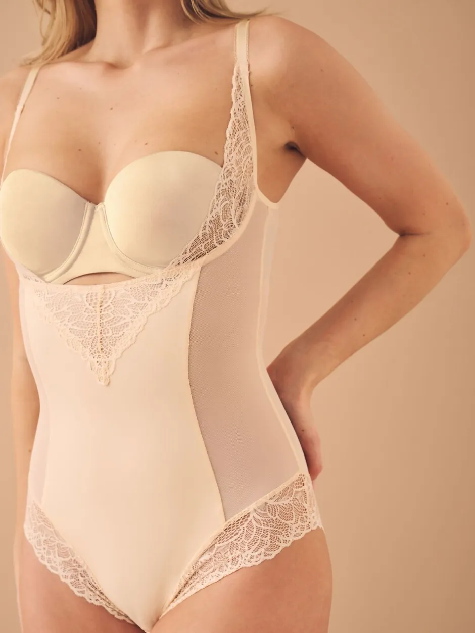 Shapewear*Next - Wear Your Own Bra - Vormgevende body met sterke buikcorrectie Pastelroze nude