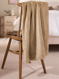 Kussentjes En Plaids|Kussentjes En Plaids|Next Pluche fleece sprei