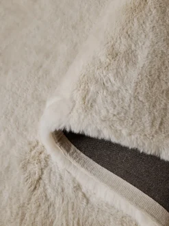 Vloerkleden En Lopers|Vloerkleden En Lopers*Next Pluche vloerkleed van imitatiebont Ivoor