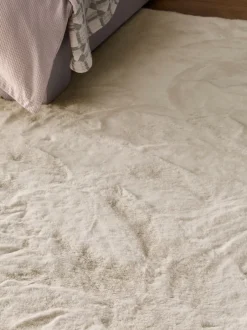 Vloerkleden En Lopers|Vloerkleden En Lopers*Next Pluche vloerkleed van imitatiebont Ivoor