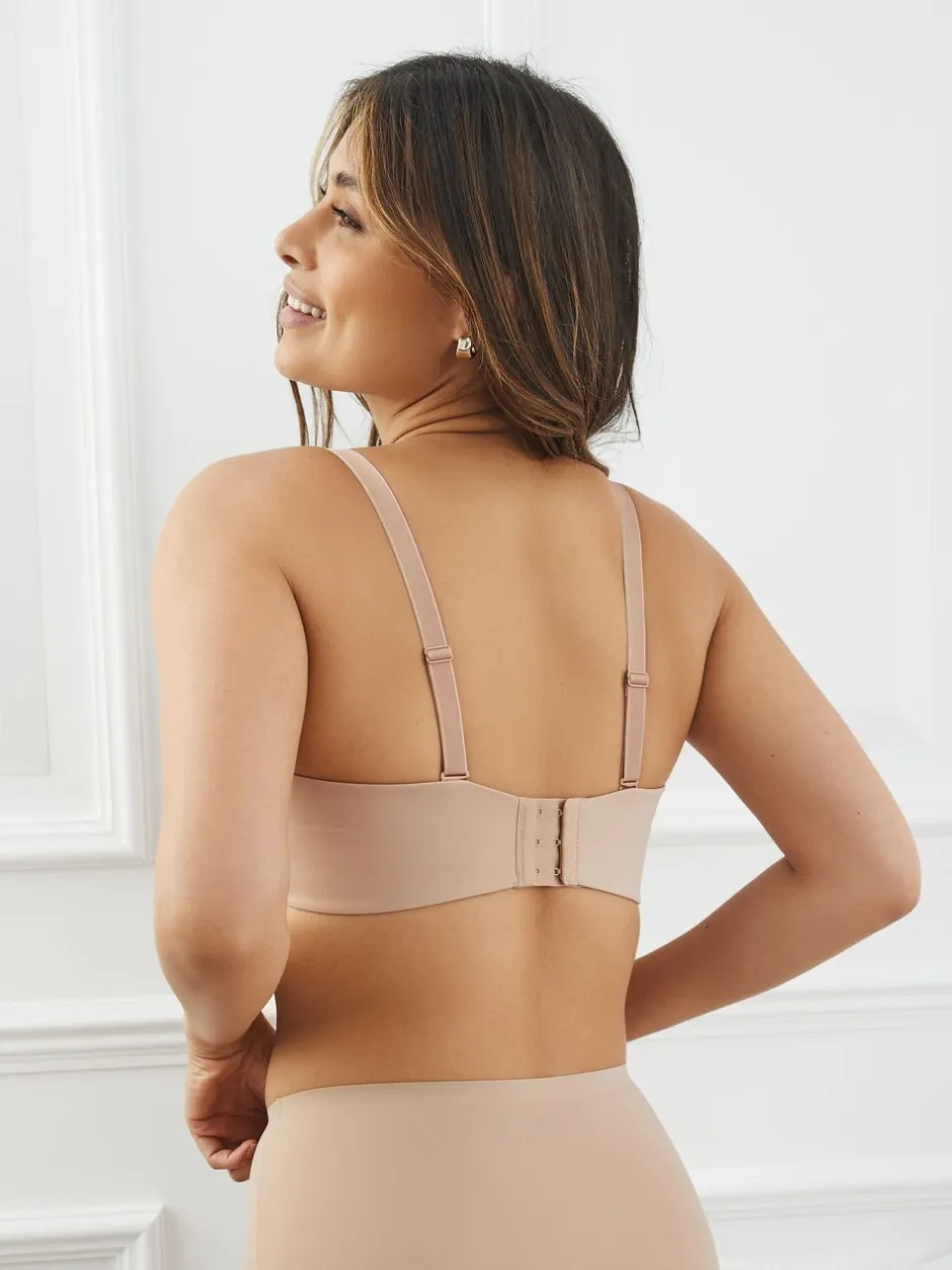 Beha's*Next - Minimaliserende strapless bandeaubeha zonder vulling in cupmaat DD+ Praline nude