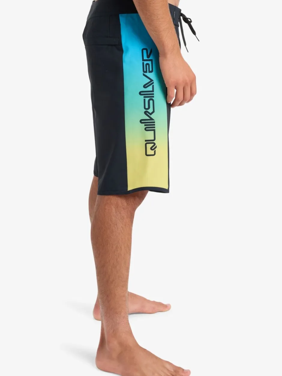 Badkleding|Quiksilver Surfsilk Holmes 20 Logo Swim Shorts