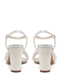 Schoenen Met Hakken|Rainbow Club Clara bruidsschoenen van satijn met bandjes