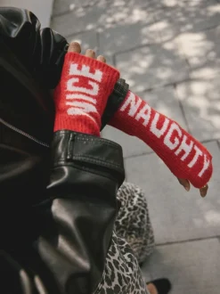 Mutsen, Handschoenen En Sjaals*Rockett St George Red Naughty & Nice - Handwarmers Red Naughty & Nice