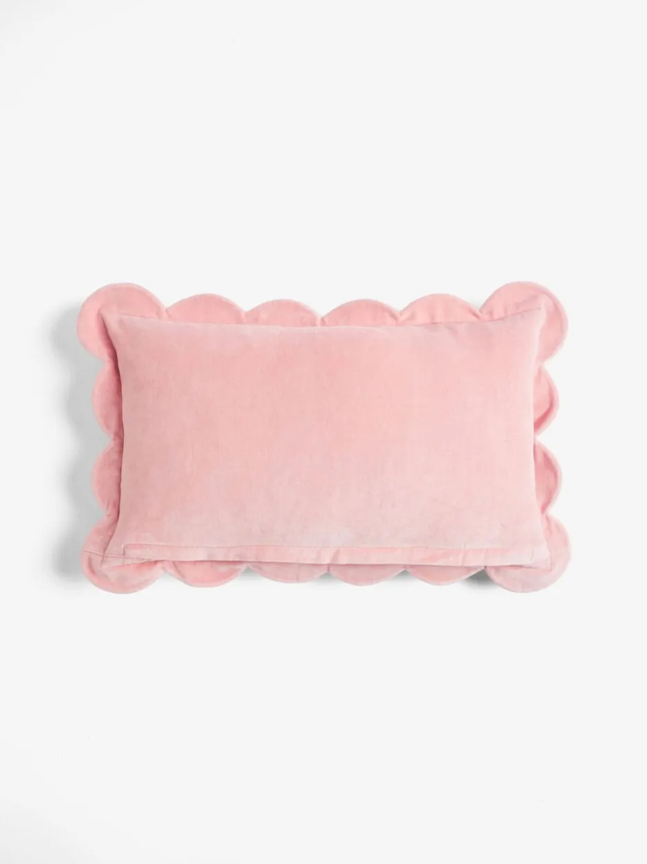 Kussentjes En Plaids|Kussentjes En Plaids*Rockett St George Ooh La La Scalloped Velvet Slogan Cushion