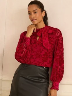 Blouses En Overhemden|Love & Roses Rode fluweel Devoré - blouse met lange mouwen en striksluiting