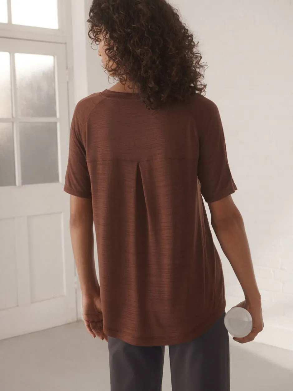 Sportkleding|Next - Active Lichtgewicht T-shirt met ronde hals en korte mouwen Roestbruin