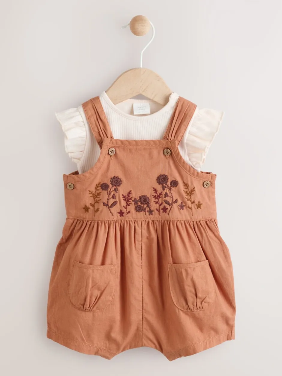 Tuinbroeken|Next Roestbruin - Babyset van rompertje met korte mouwen en bretelbroek (0mnd -2jr)