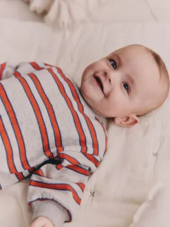 Rompertjes En Tuinbroeken|Babypakjes En Babypyjama's|Next Rood/grijs gestreept - Baby joggingromper (0mnd-3jr)