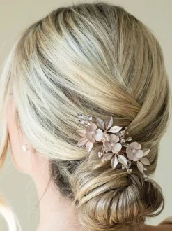 Haaraccessoires*Ivory & Co - - Gardenia klem met kristallen, parels en geëmailleerde bloem Roségoudkleurig