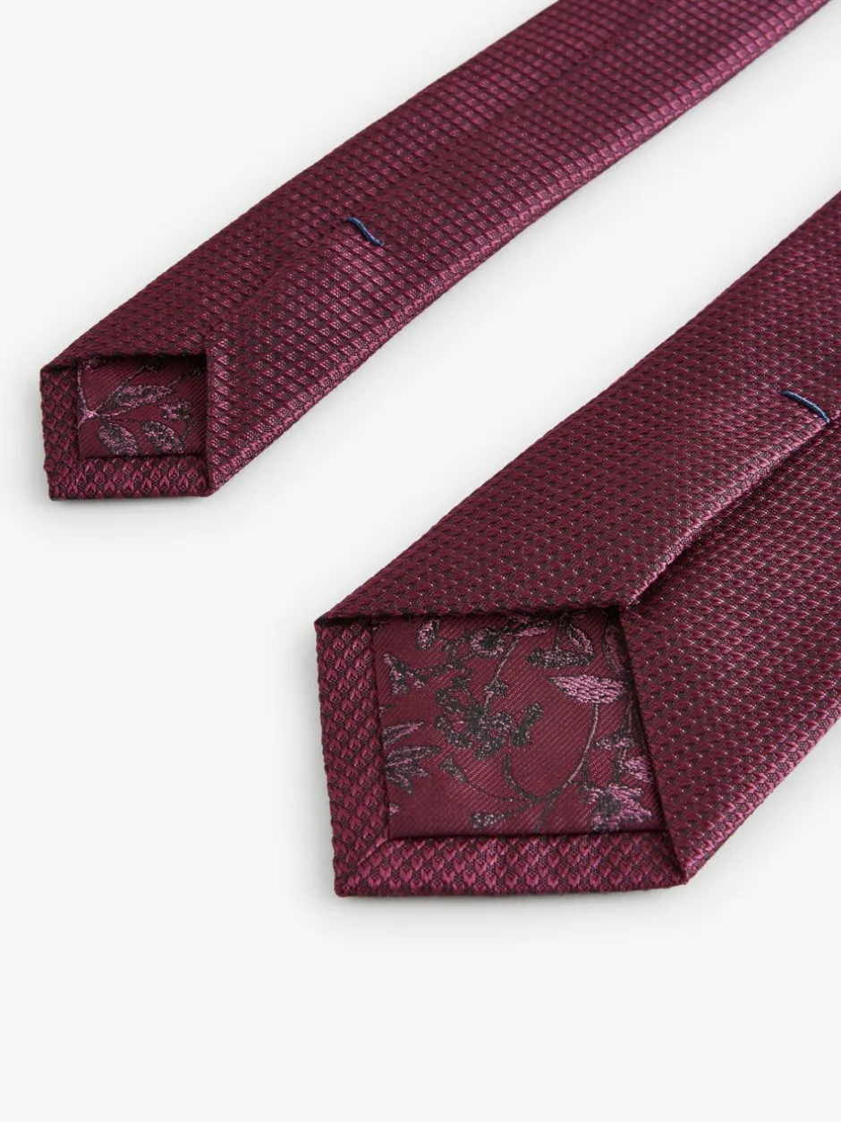 Stropdassen En Pochets|Next Rozerood - Set met textuurrijke stropdas en pochet