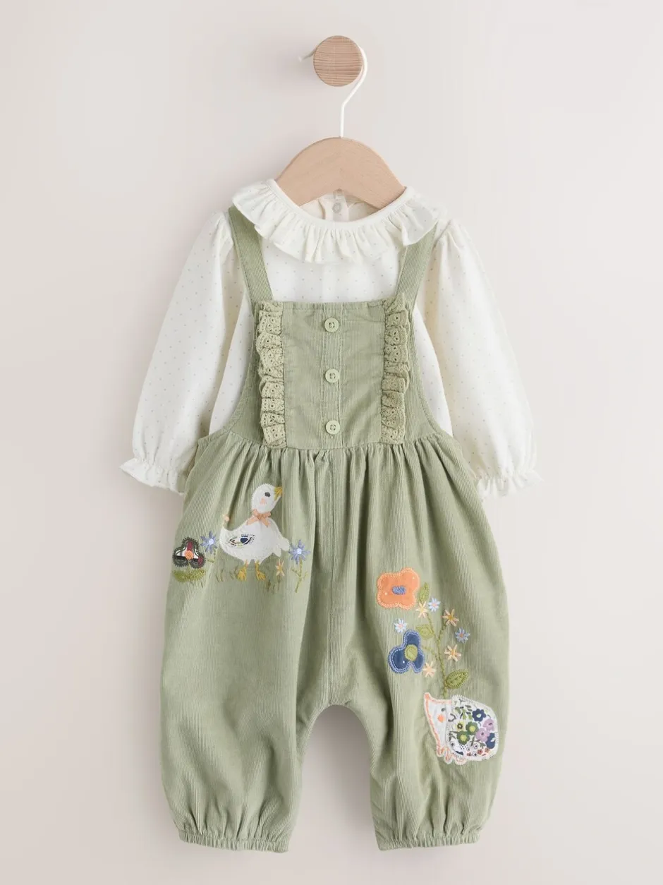 Rompertjes En Tuinbroeken|Sets En Combisets|Next Saliegroen met borduursel - 2 -delige Baby Set van Bodysuit met Lange mouwen en corduroy bretelbroeken (0mnd -3jr)