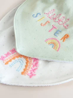 Slabbetjes*Next - 2 Babyslabbetjes Family Saliegroene zus