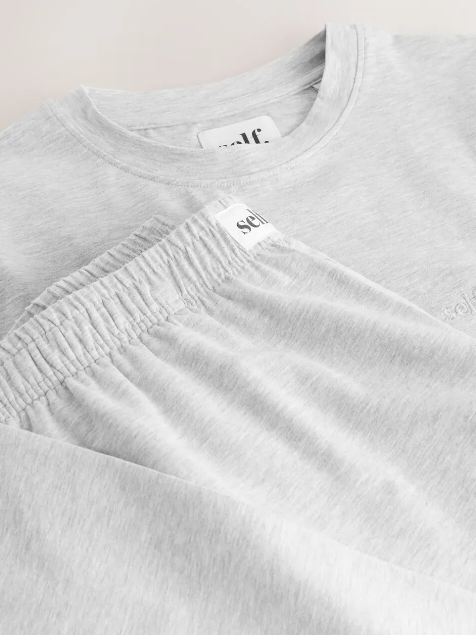 Pyjama's|Loungewear*self. Pyjama met lange mouwen