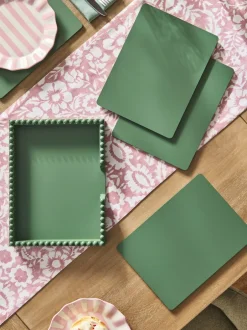 Tafellinnen En Placemats *Next Set of 4 Bobbin Wooden Placemats in Holder Groen