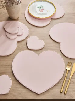 Tafellinnen En Placemats |Tafelgerei*Next Set of 8 Heart Faux Leather Placemats and Coasters