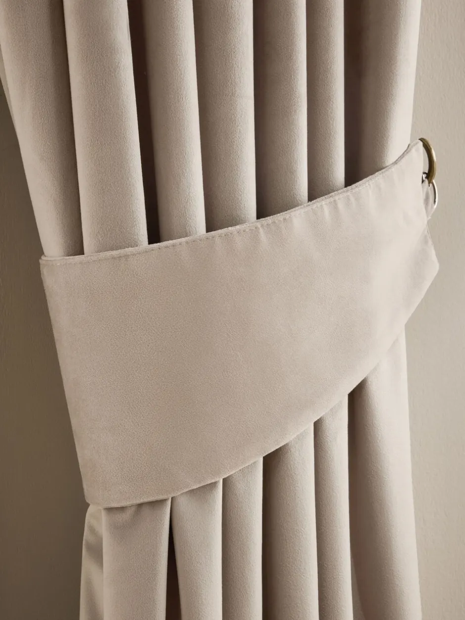 Gordijnroedes En -Accessoires*Next Set of 2 Matte Velvet Curtain Tie Backs Naturel beigebruin
