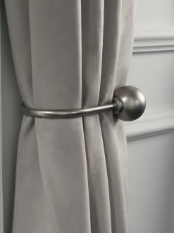 Gordijnroedes En -Accessoires*Next Set van 2 gordijndrapeerdbollen Geborsteld zilver