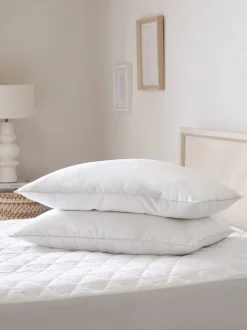 Dekbedden En Kussens*Next Set van 2 Sleep In Silk kussens van 100% katoen