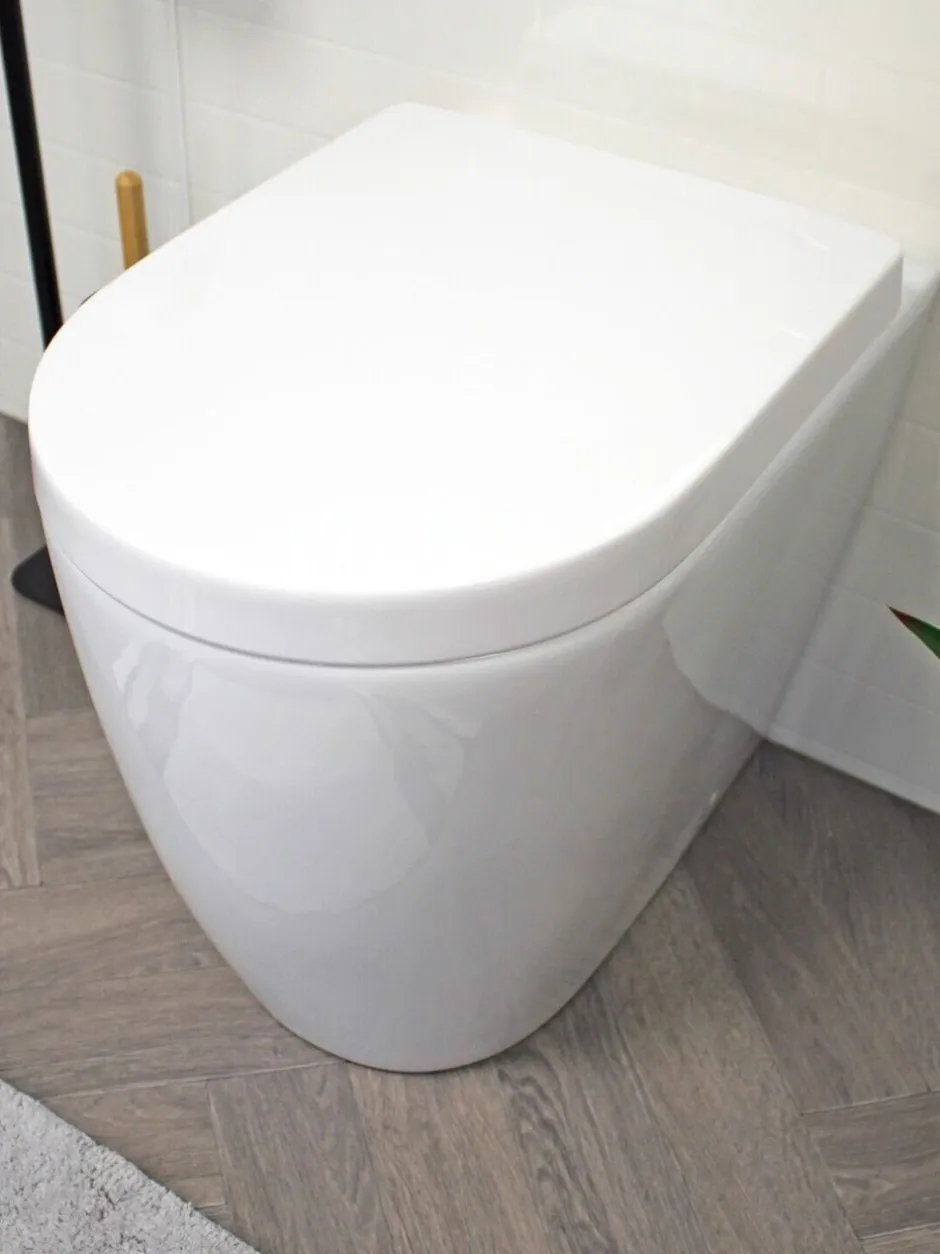 Badkameraccessoires|Showerdrape D-Shape Soft Close Two Button Release Detroit Toilet Seat