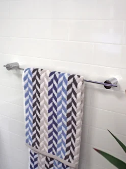 Badkameraccessoires*Showerdrape Vitality handdoekrail