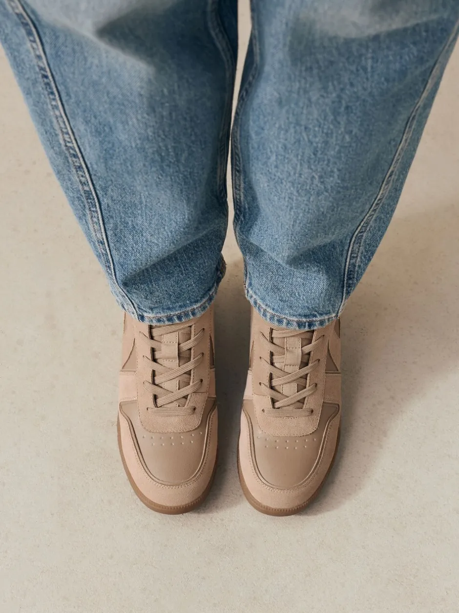 Sneakers|Next - Forever Comfort® sneakers met sleehak en veters Taupe