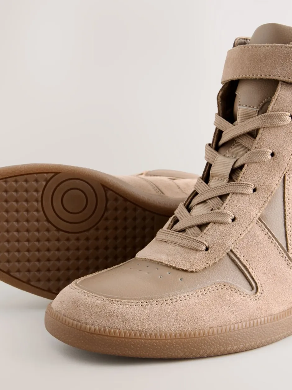 Sneakers|Next - Forever Comfort® sneakers met sleehak en veters Taupe