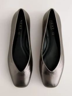 Lage Schoenen|Next - Forever Comfort® Leather Square Toe Ballerina Flats Tin