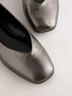 Lage Schoenen|Next - Forever Comfort® Leather Square Toe Ballerina Flats Tin