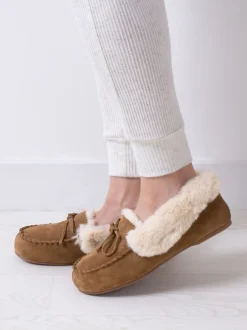 Pantoffels|Totes - Isotoner - Echt suède moccasinpantoffels met imitatiebontvoering voor dames