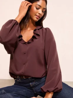 Blouses En Overhemden|Tops En T-Shirts|Friends Like These - Long Sleeve Button Front Ruffle Blouse Vijgpaars