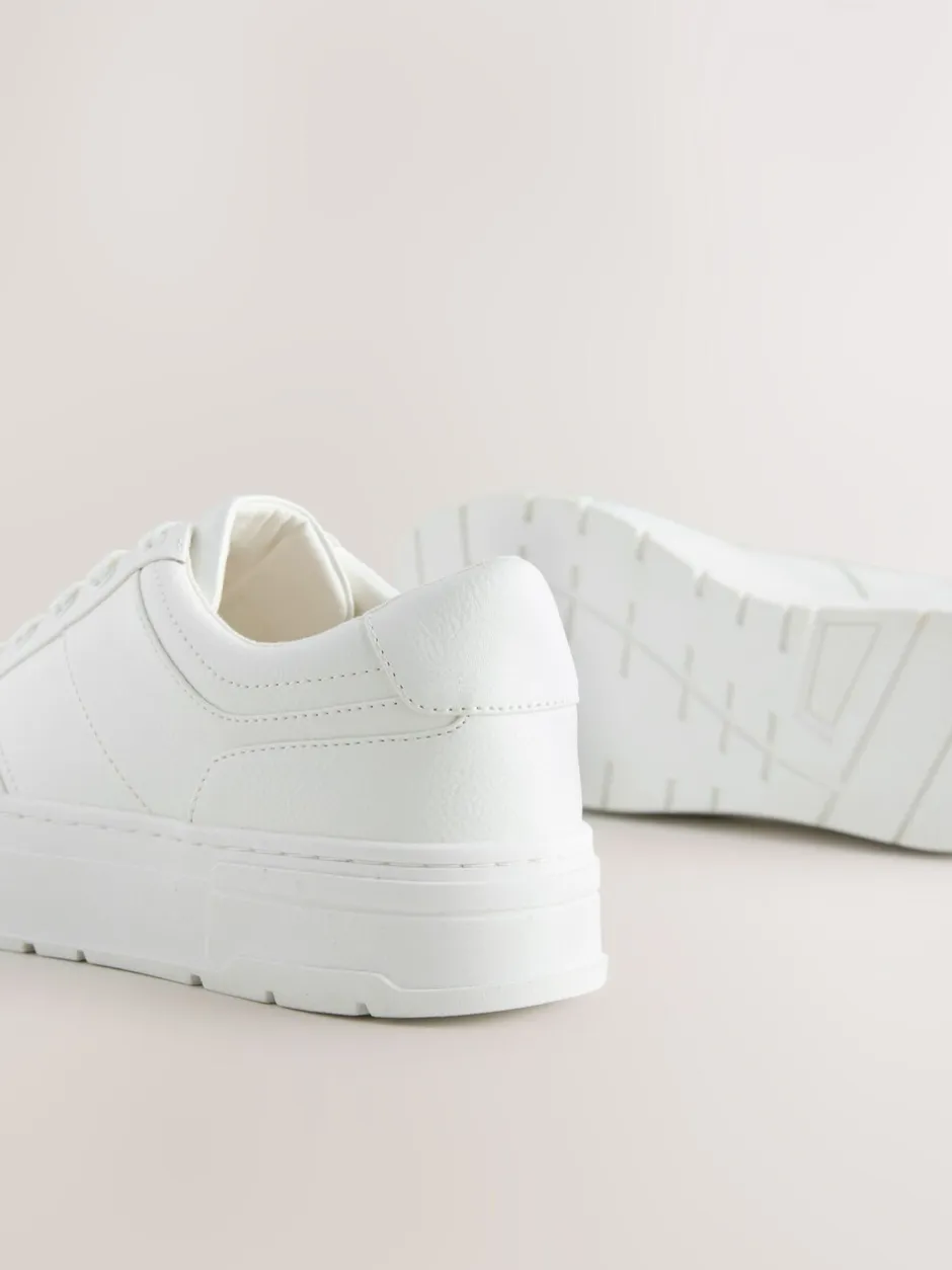 Sneakers*Next - Cleat Chunky sneakers met vetersluiting Wit
