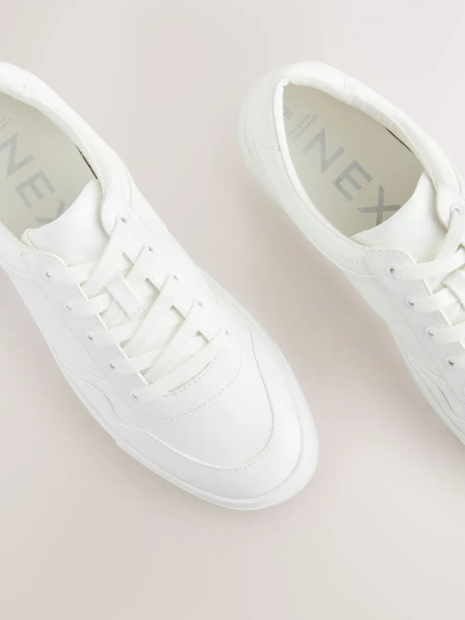 Sneakers*Next - Cleat Chunky sneakers met vetersluiting Wit