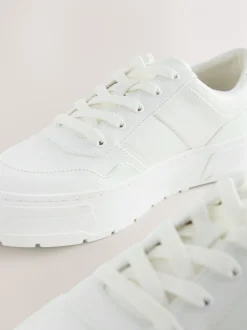Sneakers*Next - Cleat Chunky sneakers met vetersluiting Wit