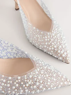 Schoenen Met Hakken|Gelegenheidskleding|Next - Forever Comfort® puntige slingback-hakken met vinyl en sierstenen Wit