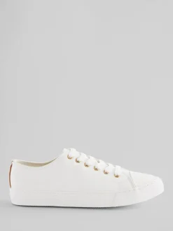 Ruimvallend En Extraruimvallend|Sneakers|Next - Gelakte honkbalsneakers Wit
