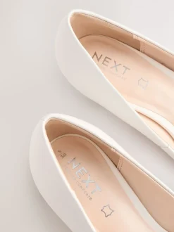 Schoenen Met Hakken|Next Wit - Leren pumps met spitse neus en kittenhakje