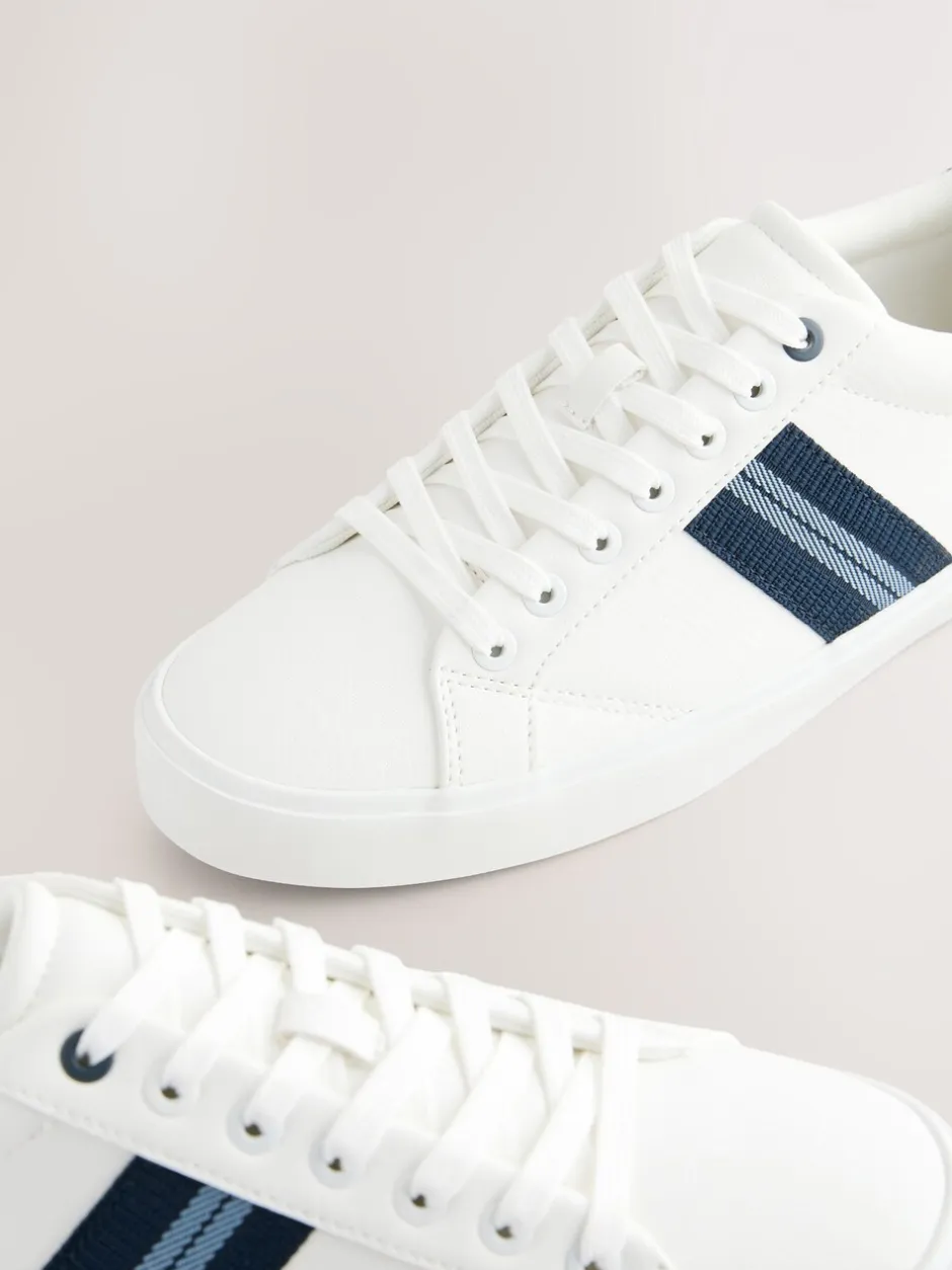 Sneakers|Next - Nette casual sneakers met zijstreep Wit