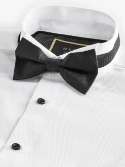 Formele Overhemden*Next Wit - Normale Pasvorm - Textured Double Cuff Long Sleeve Shirt With Wing Collar And Bow Tie Pack