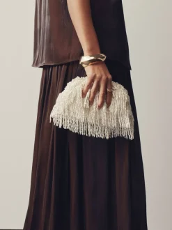 Tassen En Portemonnees|Next Wit - Pearl Effect Embellished Fringe Clutch Bag